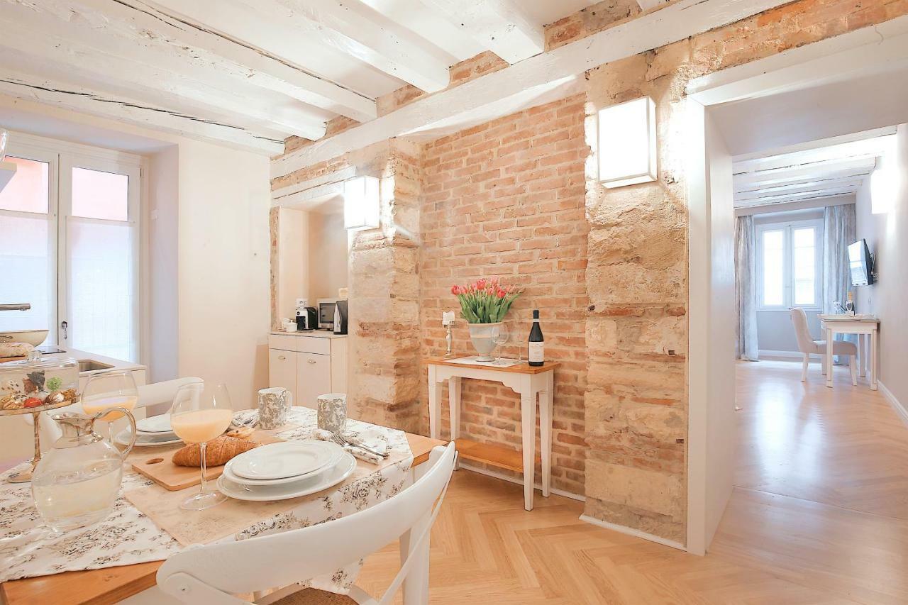 Boutique Apartments Верона Экстерьер фото