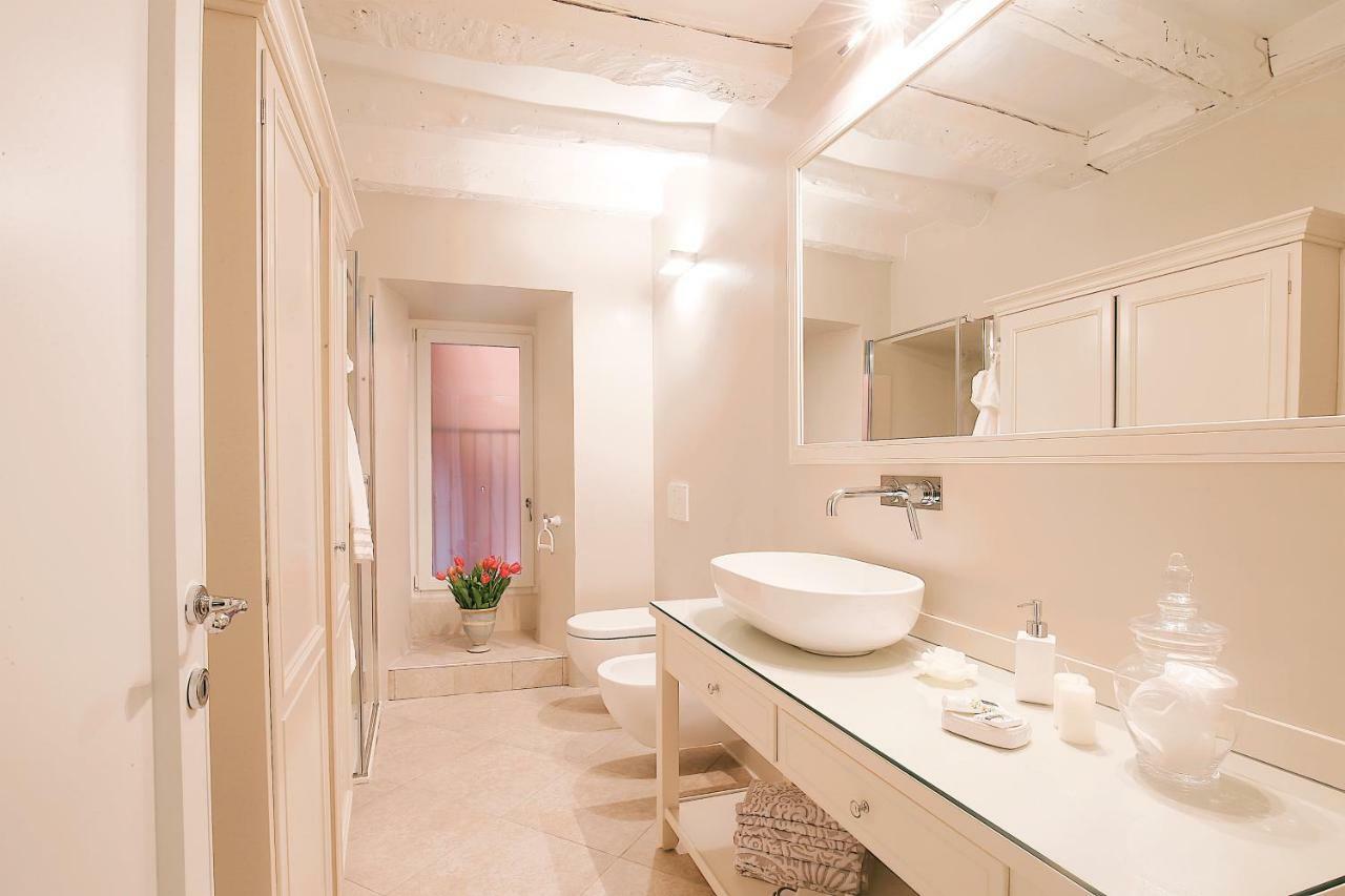 Boutique Apartments Верона Экстерьер фото