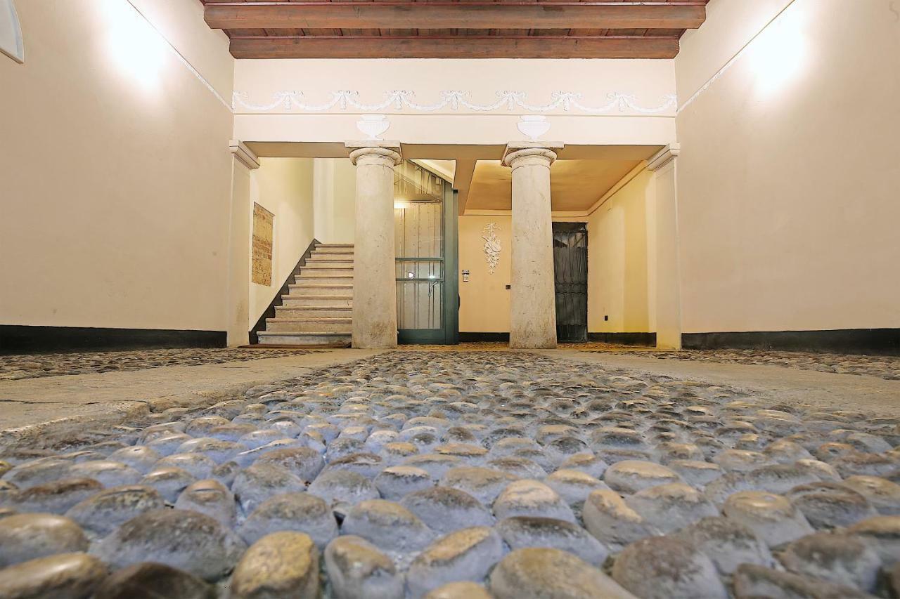 Boutique Apartments Верона Экстерьер фото